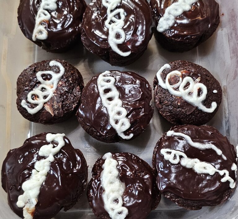 copycat Hostess cupcakes