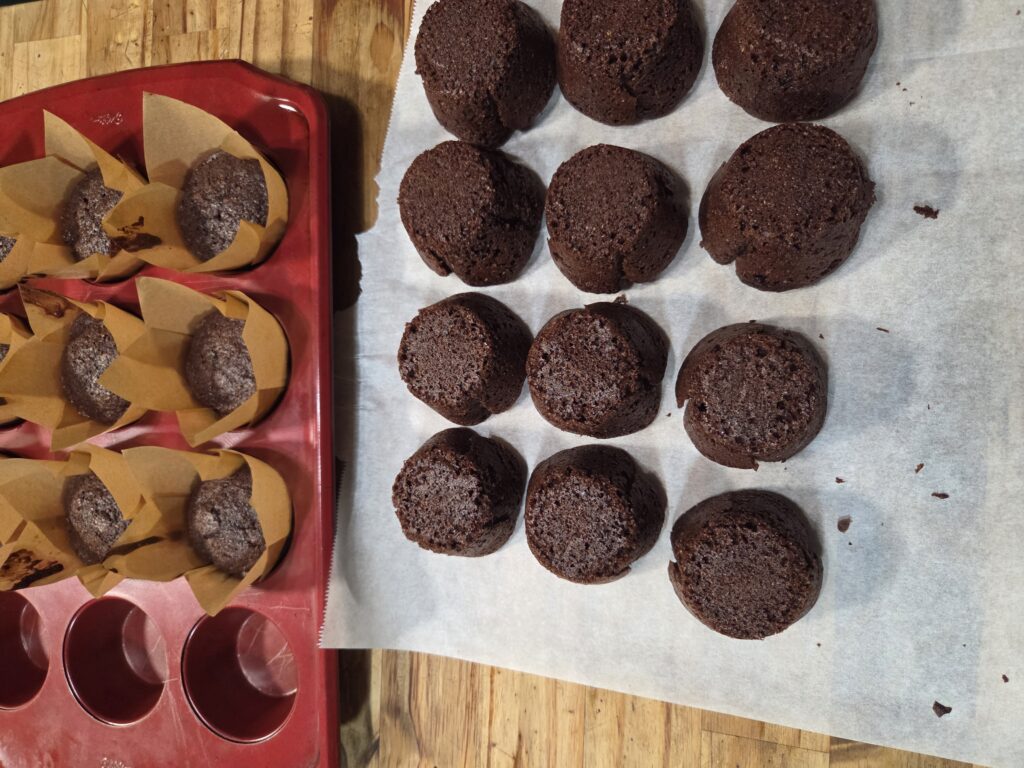 cooling cupcakes