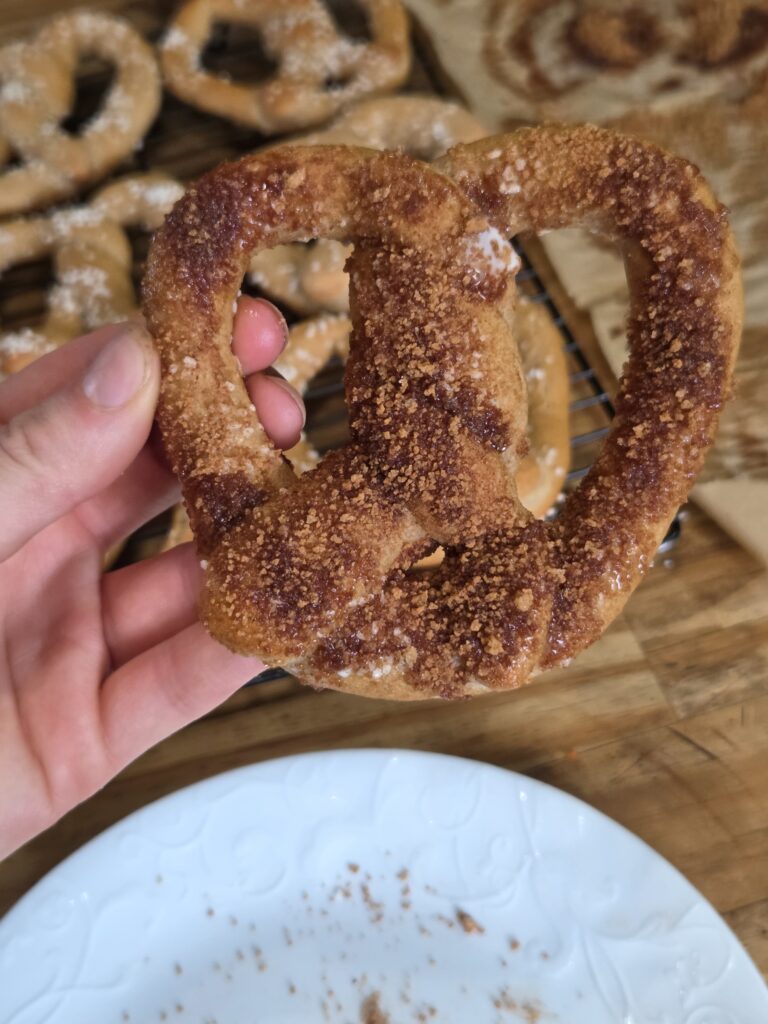 cinnamon sugar pretzels