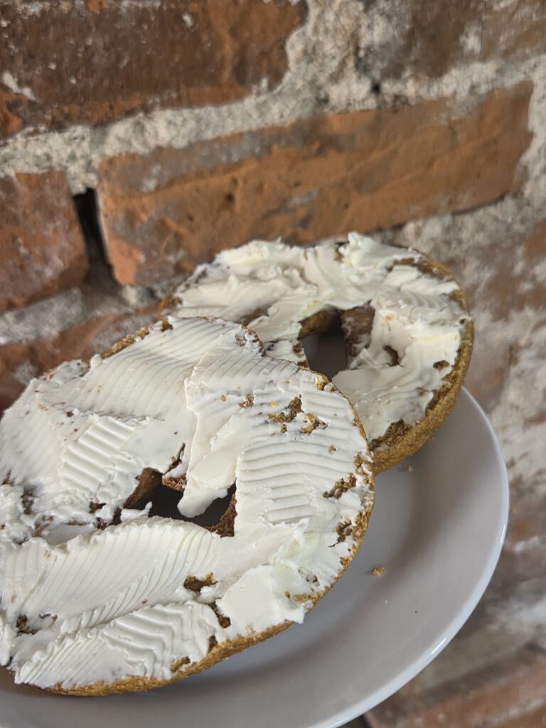 cream cheese on bagel
