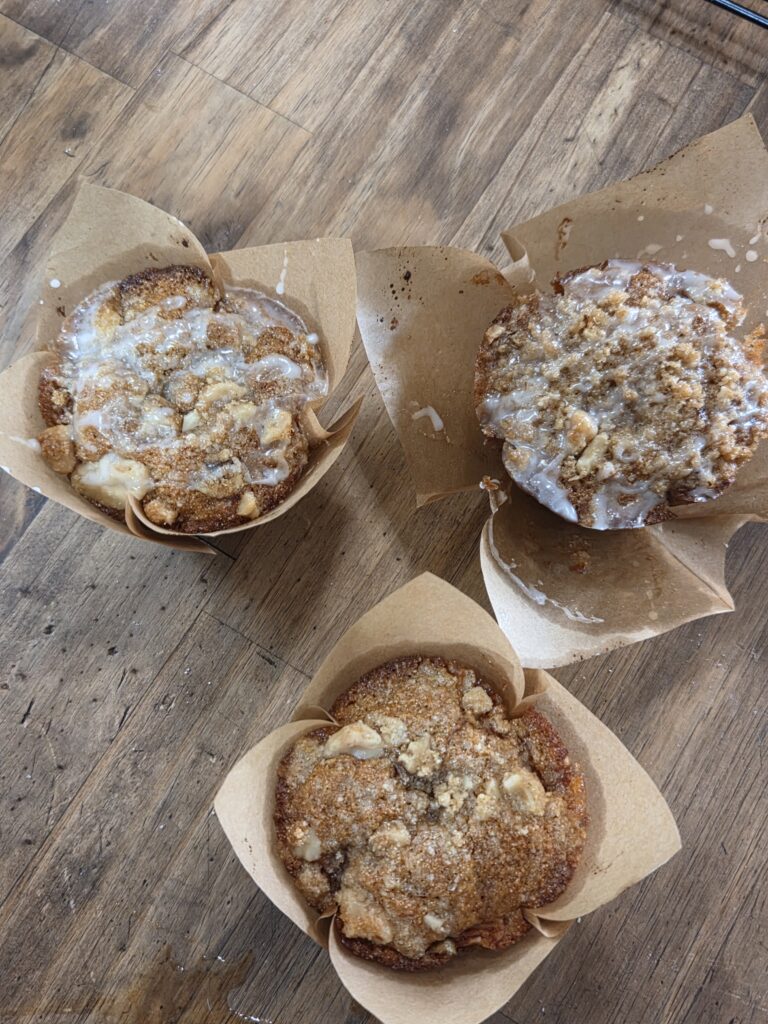 3 apple muffins